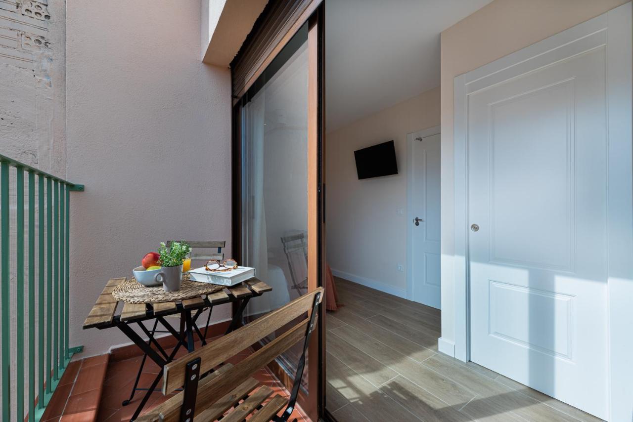 Vestal Suites Domo Cambrils Exterior photo